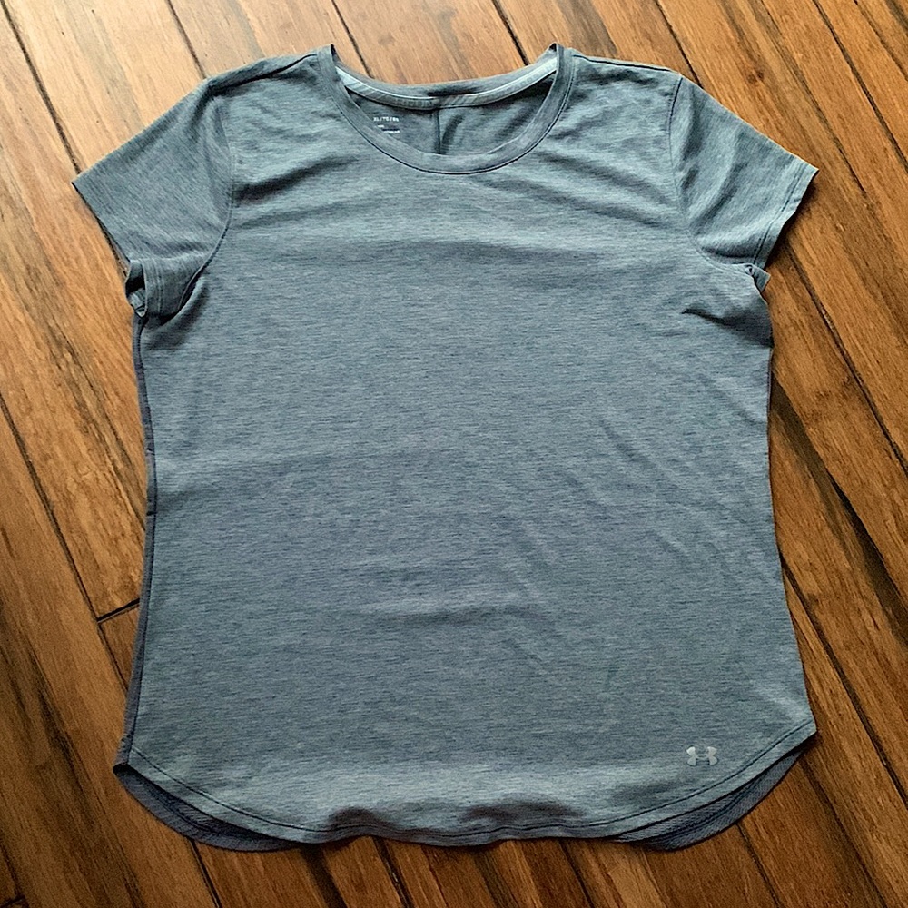 Under Armour Women’s Heather Gray Short Sleeve Tee